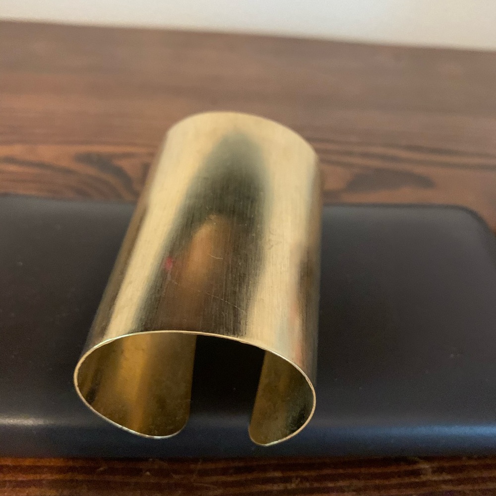 Golf cuff